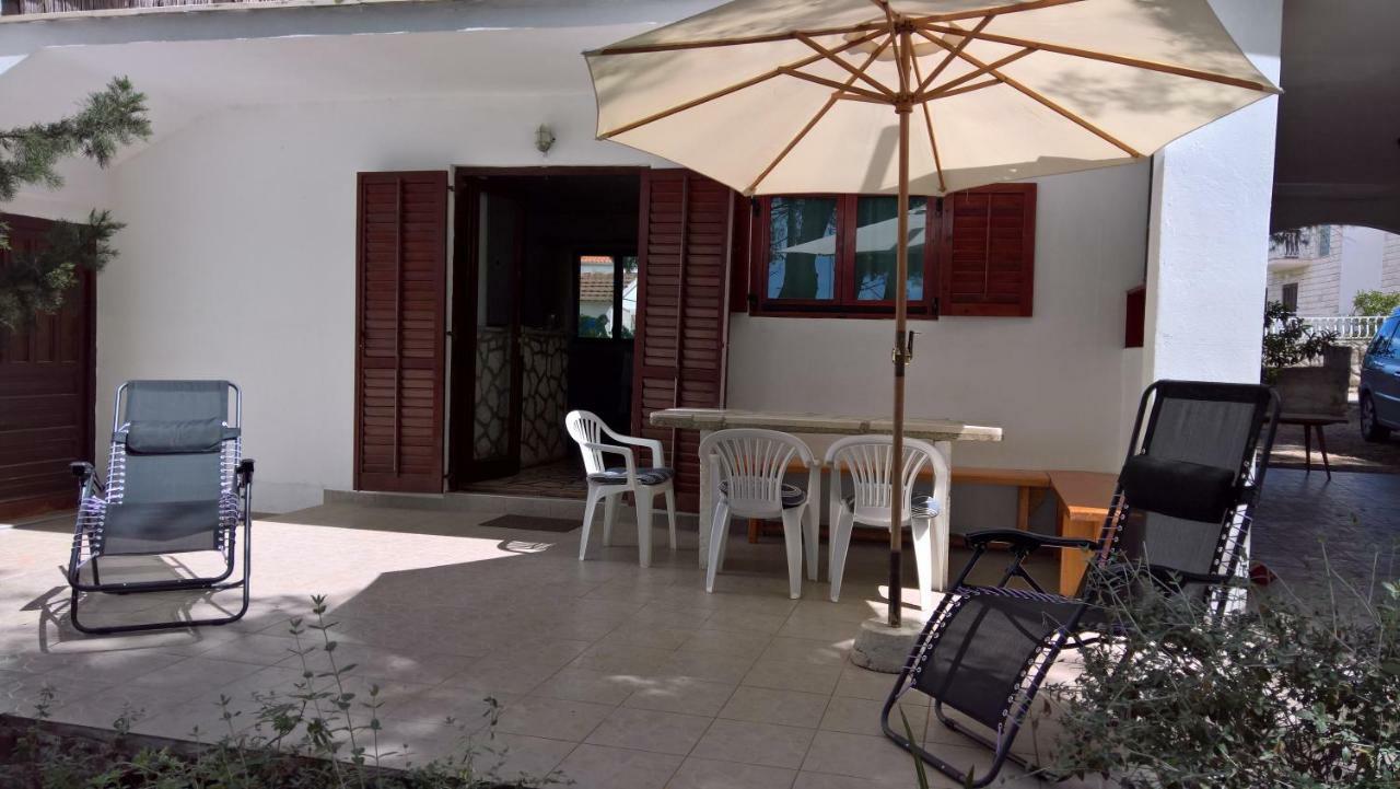 Apartments Vera - Mirca Mirce Exterior foto